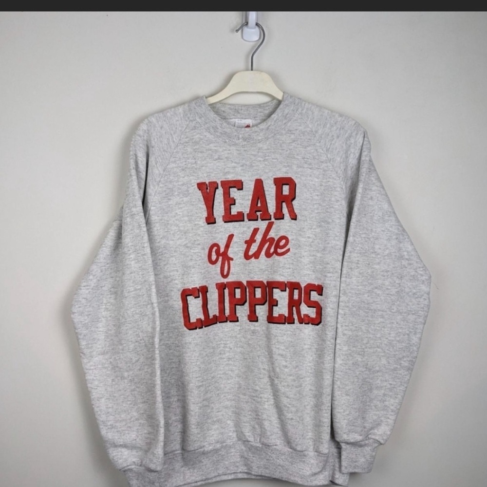 Vintage " Clippers " Collegiate style crewneck sweatshirt